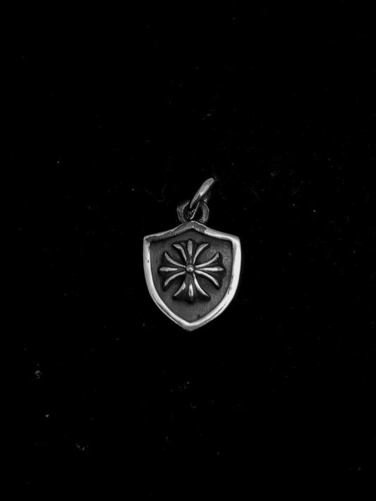 Armor Pendant Flower